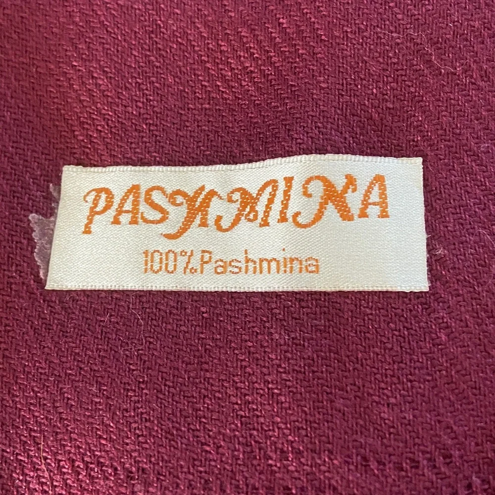 Pashmina scarf size 69x25 in burgundy